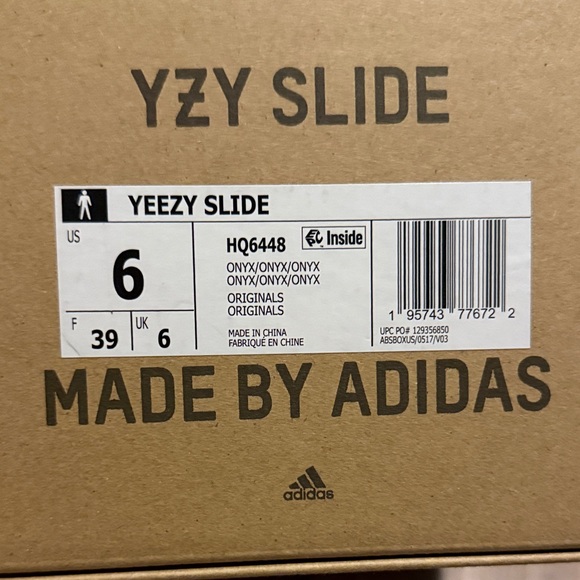 adidas Yeezy Slide Onyx - Picture 2 of 2